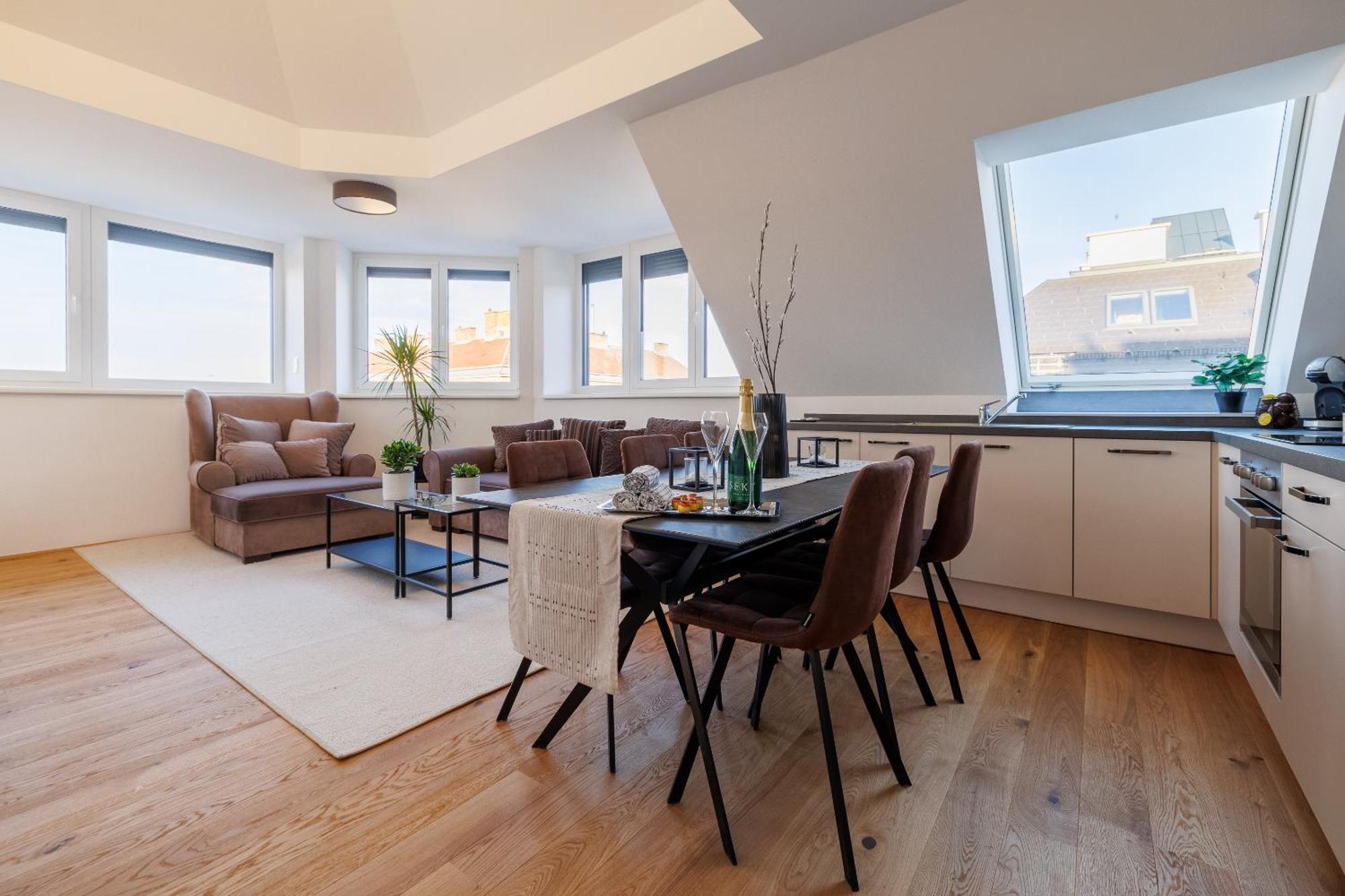 Symphony Apartments 40 - Modern Loft With Terrace And Grill In Central Location Відень Екстер'єр фото
