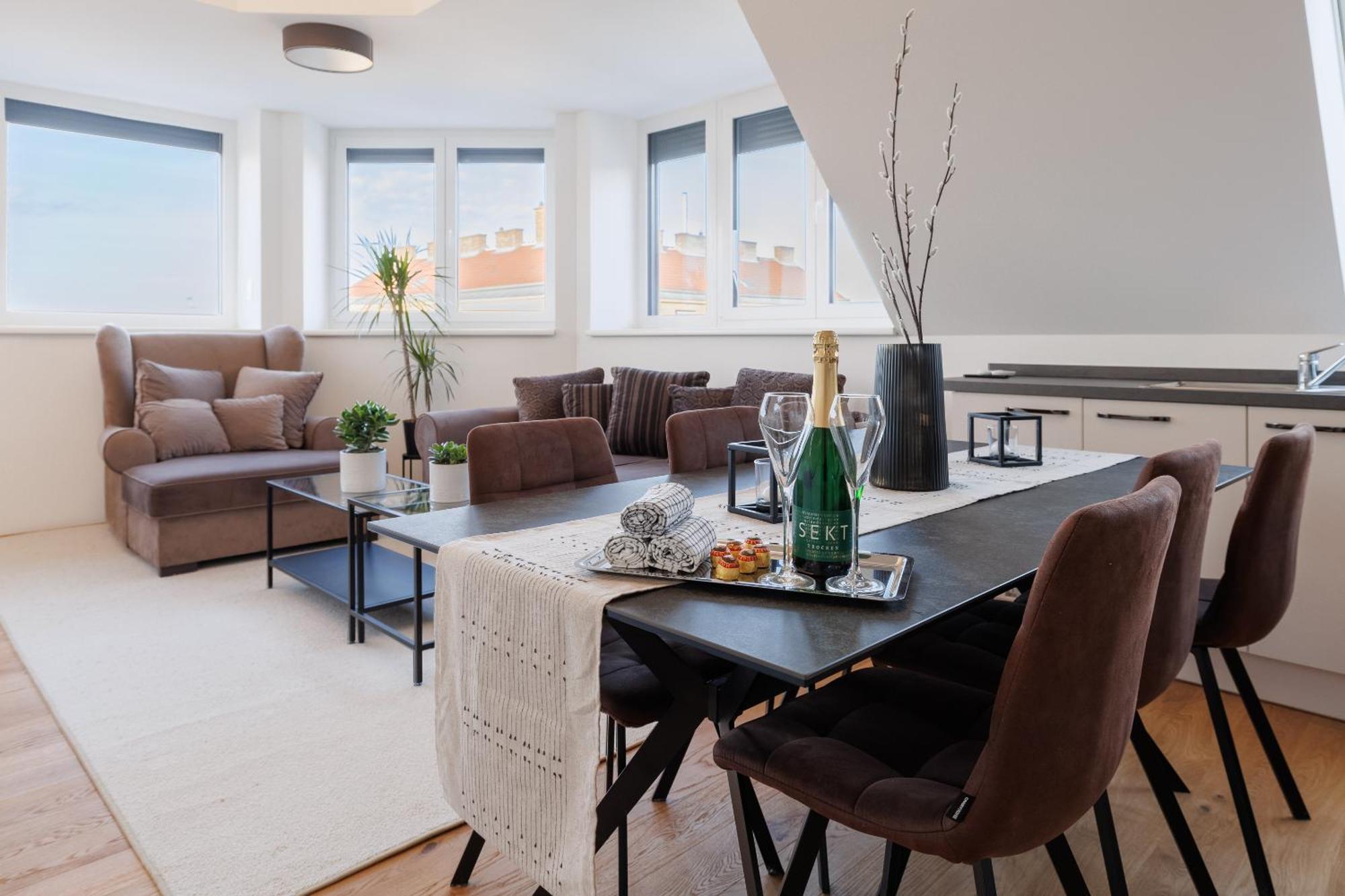 Symphony Apartments 40 - Modern Loft With Terrace And Grill In Central Location Відень Екстер'єр фото