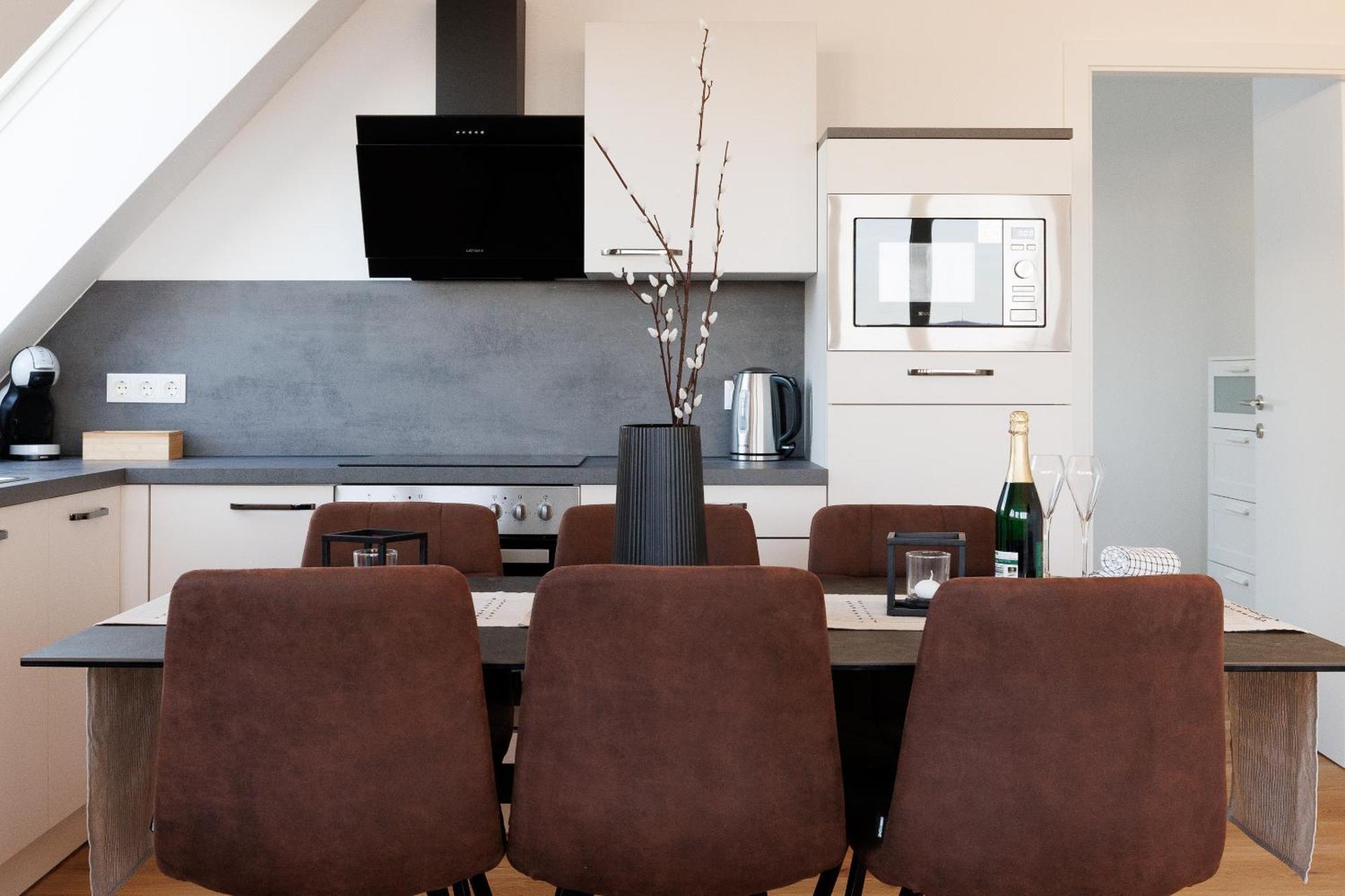 Symphony Apartments 40 - Modern Loft With Terrace And Grill In Central Location Відень Екстер'єр фото